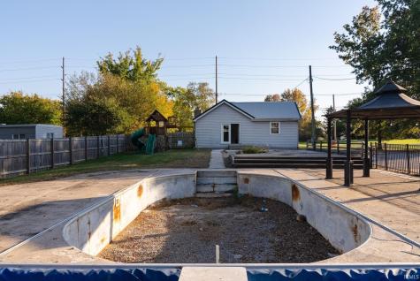 802 W Hanawalt Street Monticello IN 47960