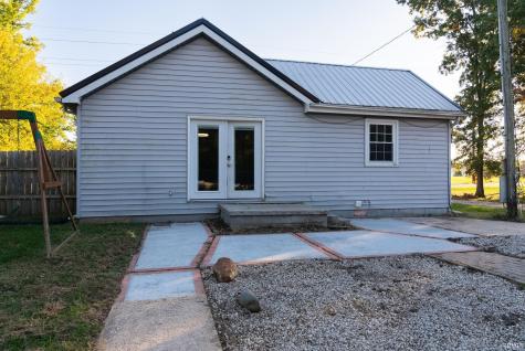 802 W Hanawalt Street Monticello IN 47960