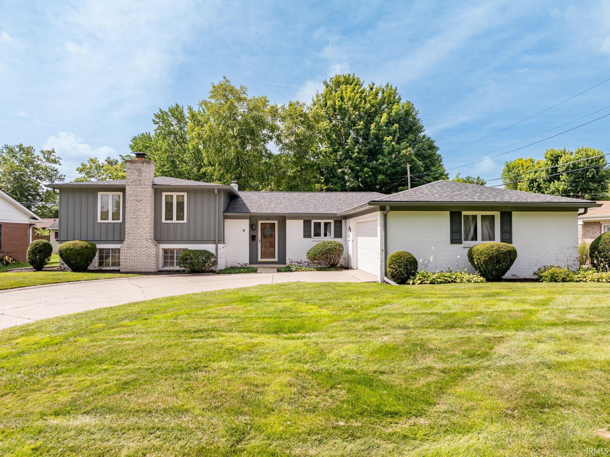 3219 Greenbriar Road Anderson IN 46011