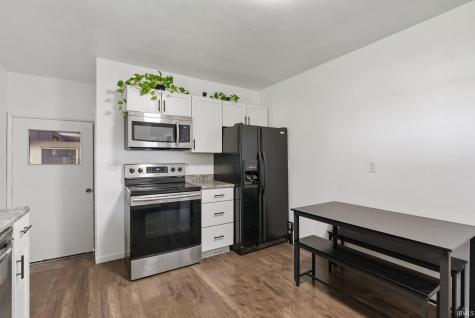 6717 Beaty Avenue Fort Wayne IN 46809