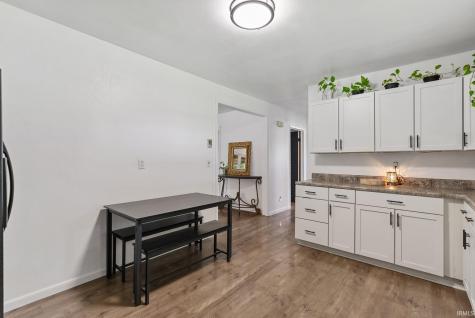 6717 Beaty Avenue Fort Wayne IN 46809