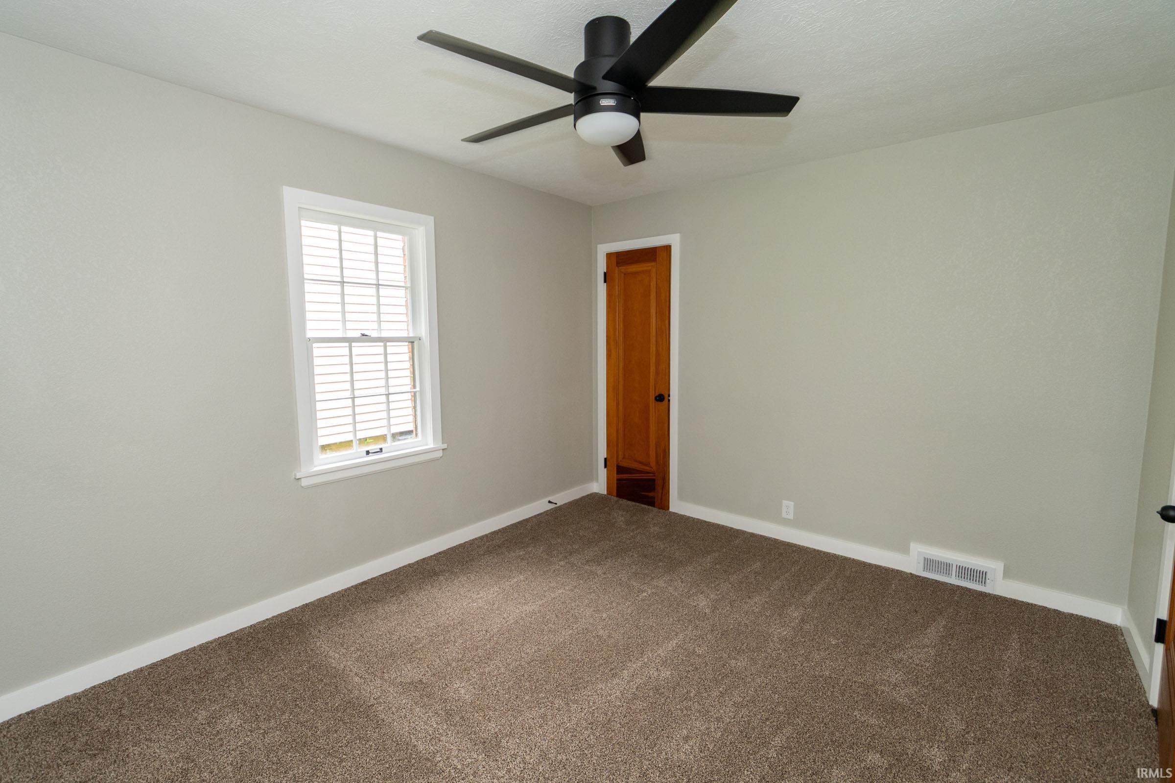 1140 E Victoria Street South Bend IN 46614