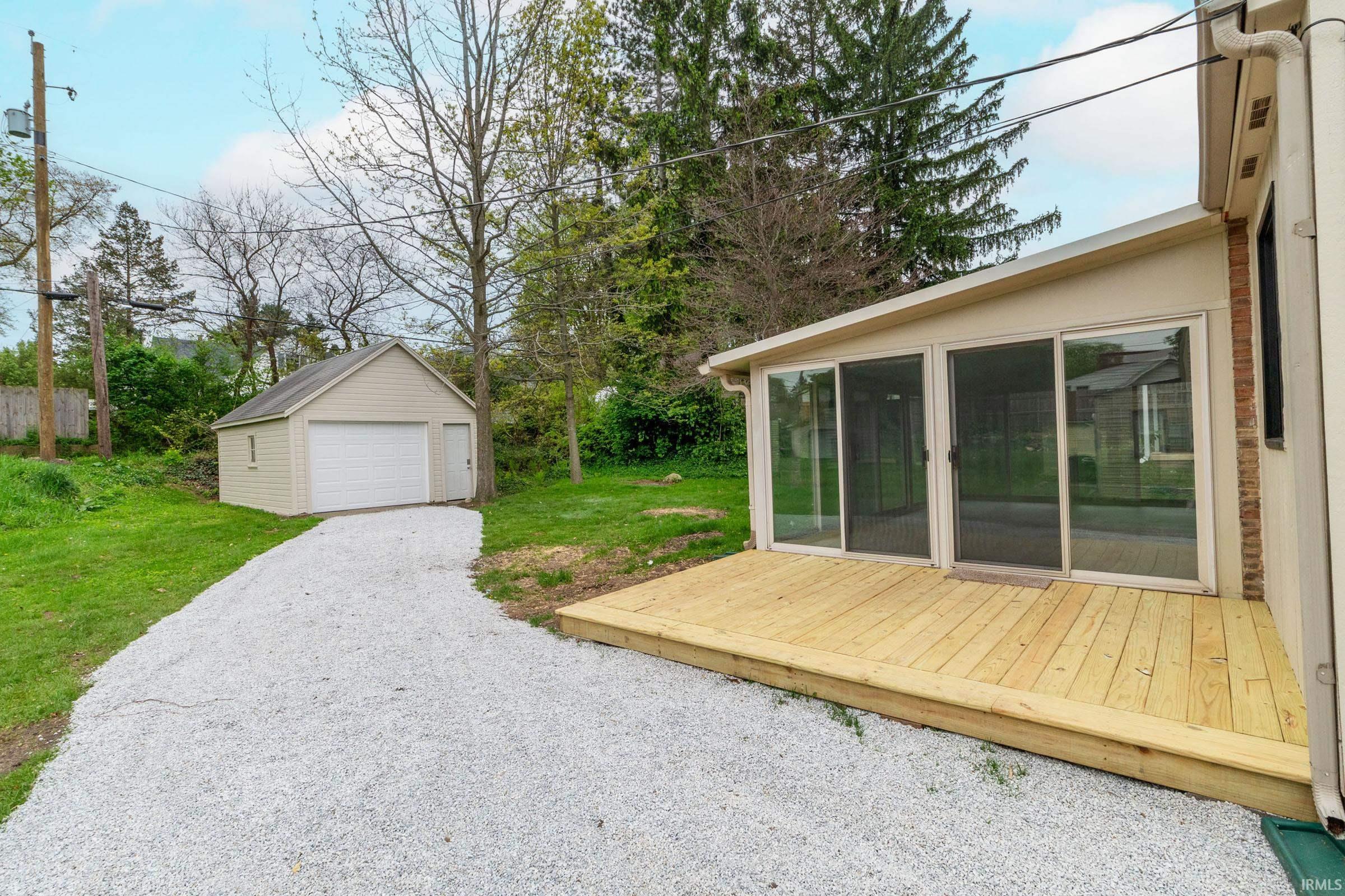 1140 E Victoria Street South Bend IN 46614