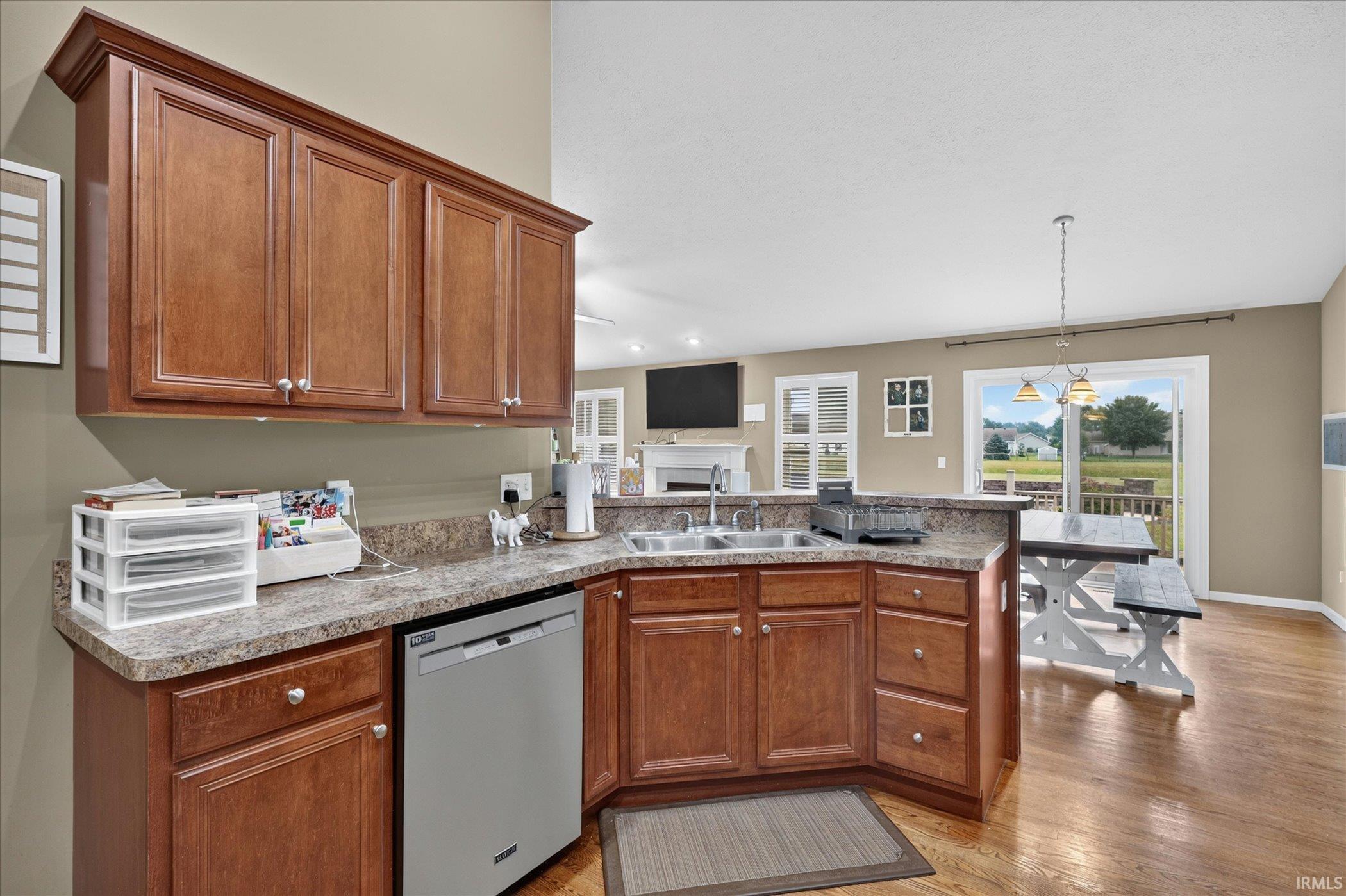 51160 Elm Road Granger IN 46530