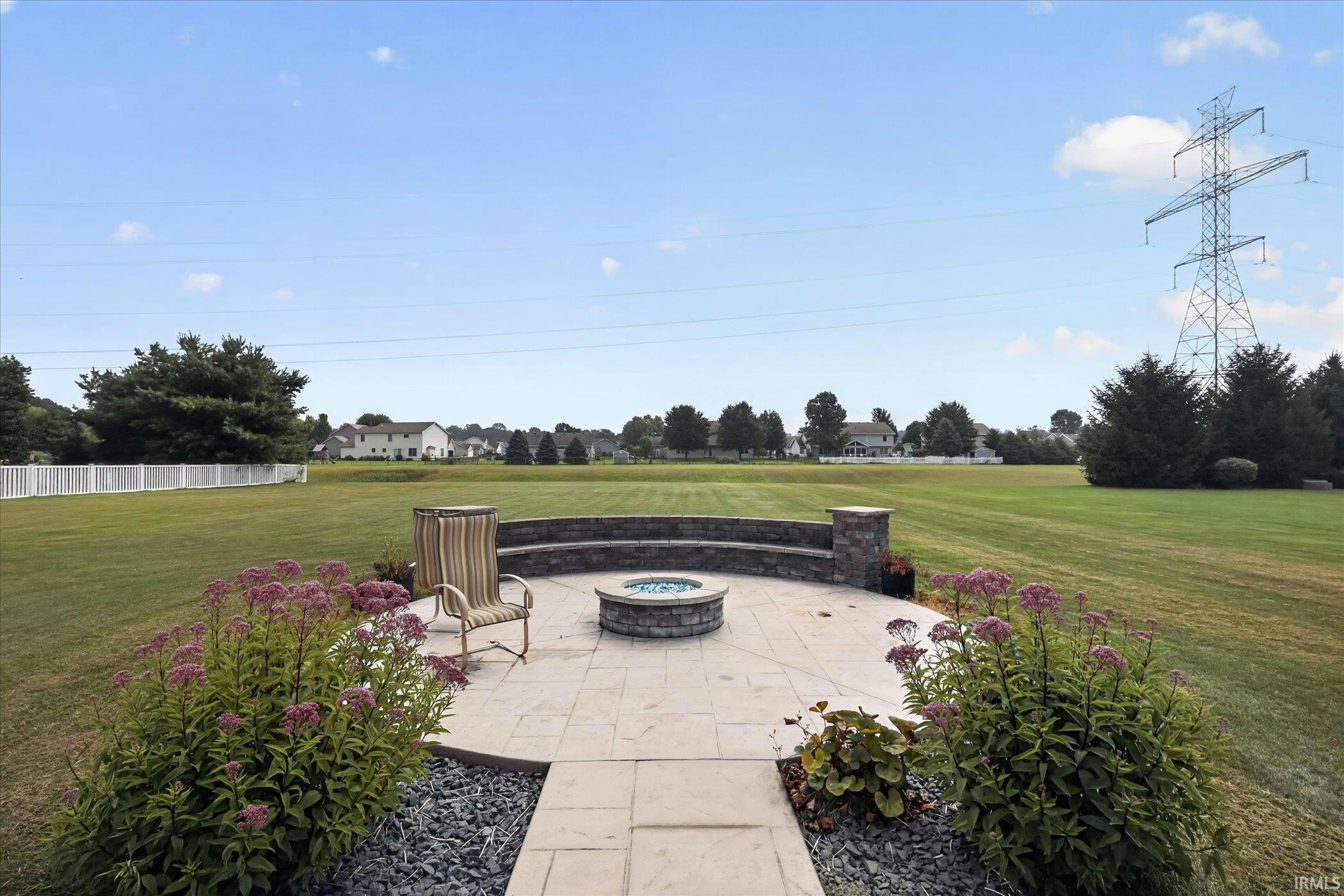 51160 Elm Road Granger IN 46530
