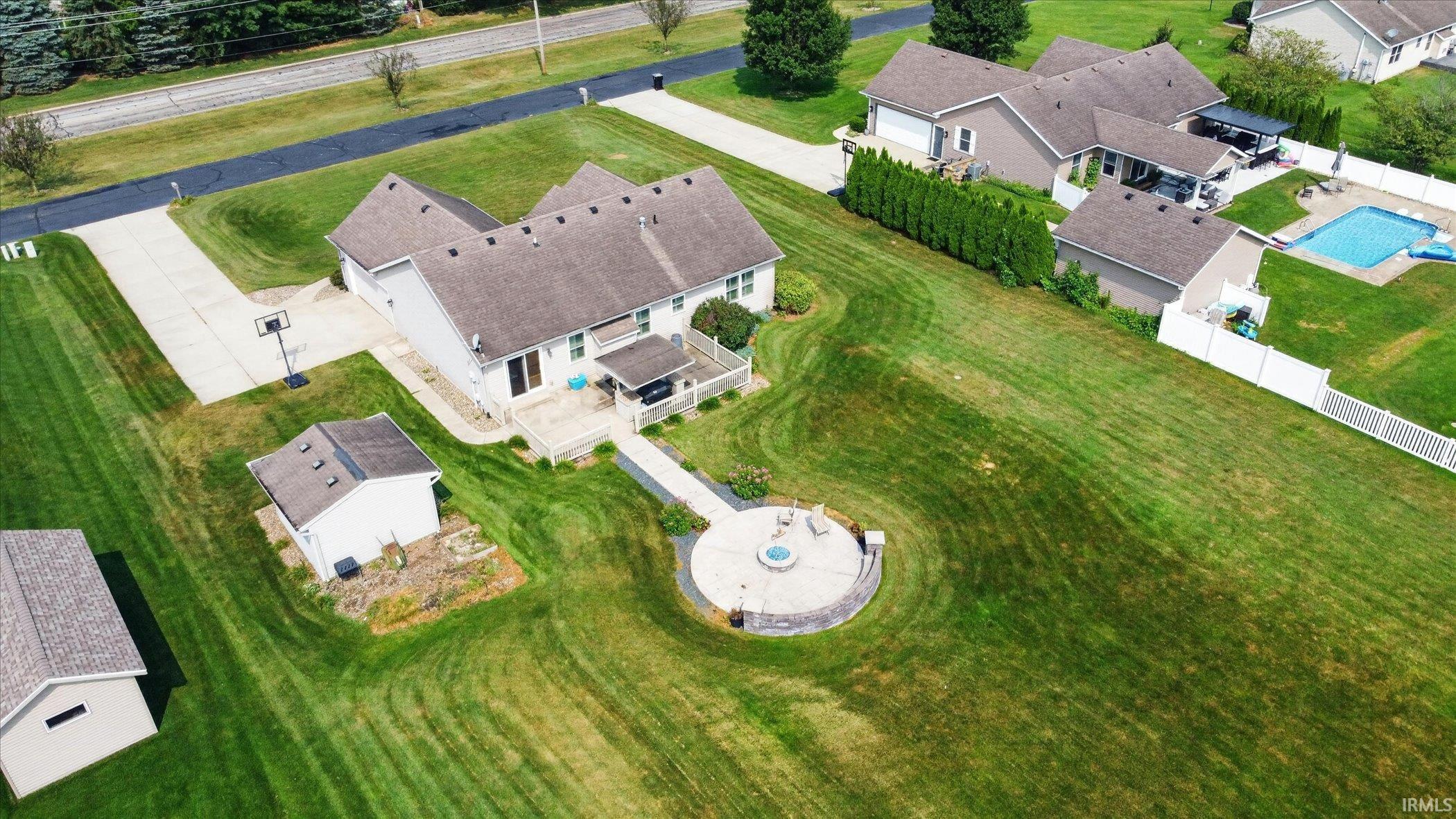 51160 Elm Road Granger IN 46530