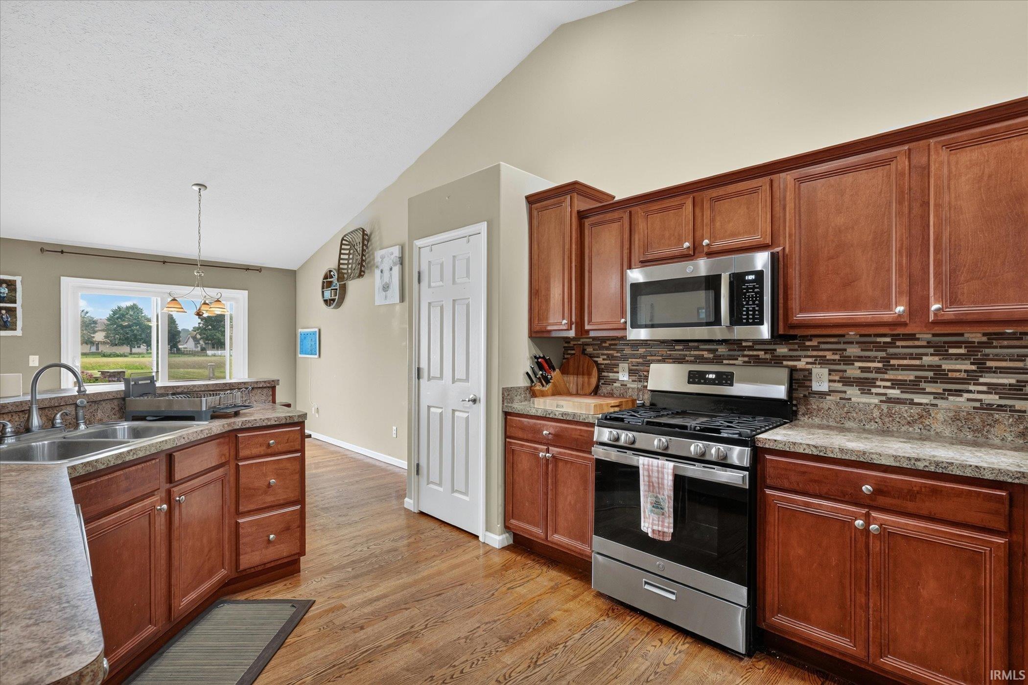 51160 Elm Road Granger IN 46530