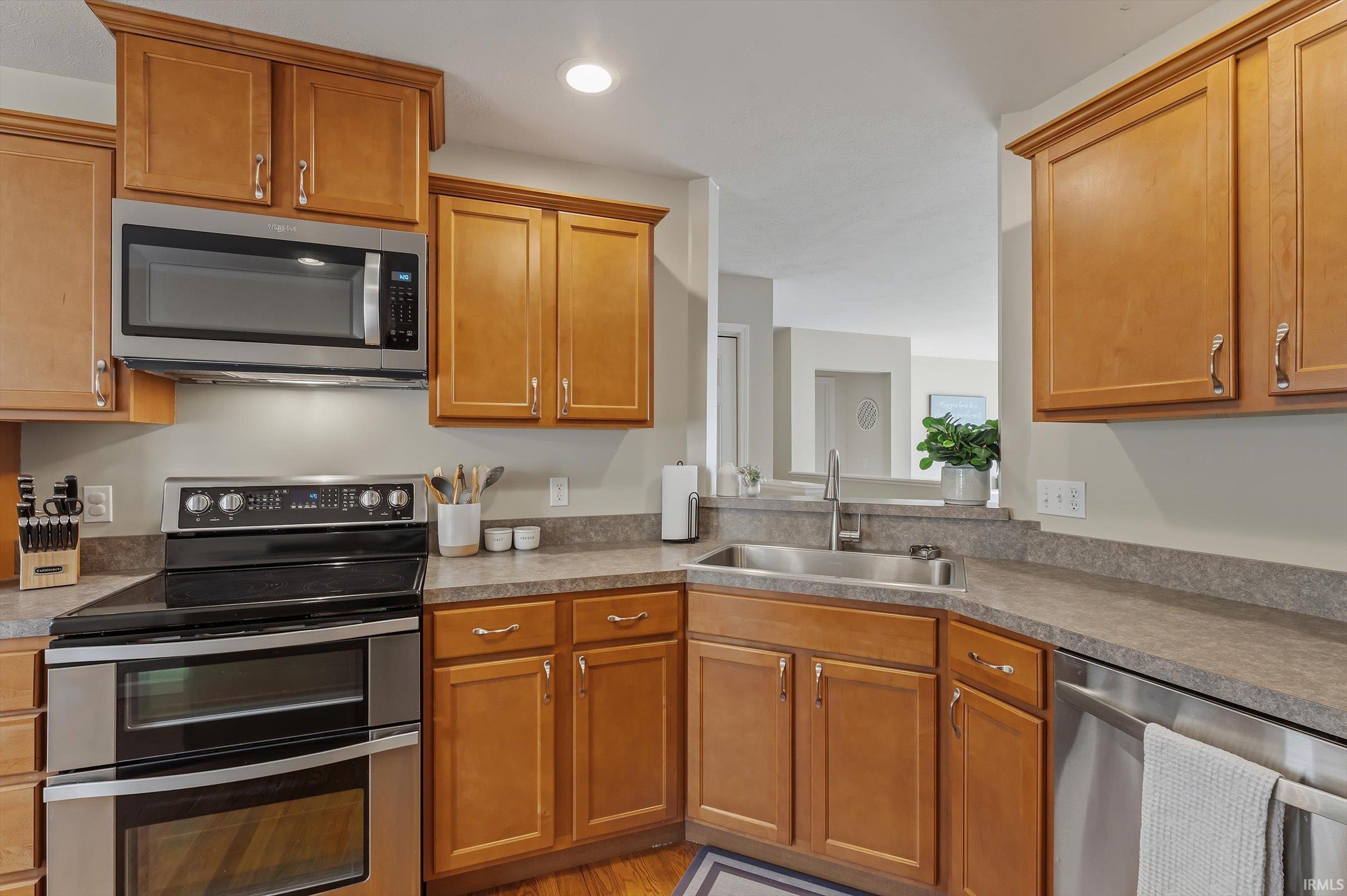 2350 Harwood Street South Bend IN 46614