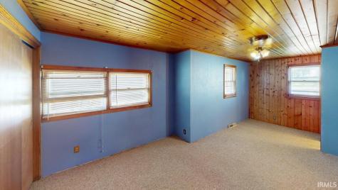 5220 E Wenz Drive Monticello IN 47960