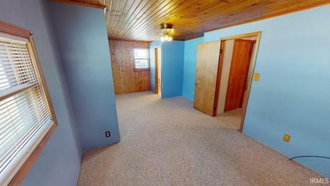 5220 E Wenz Drive Monticello IN 47960