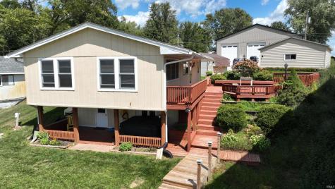 5220 E Wenz Drive Monticello IN 47960