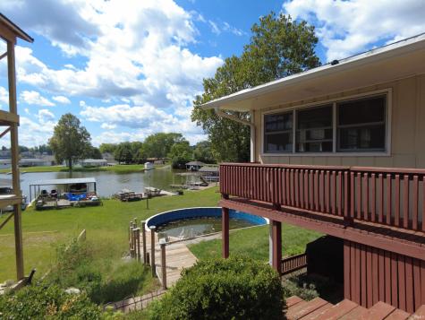 5220 E Wenz Drive Monticello IN 47960