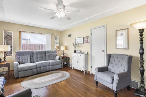 1809 E Mckinley Avenue Mishawaka IN 46545