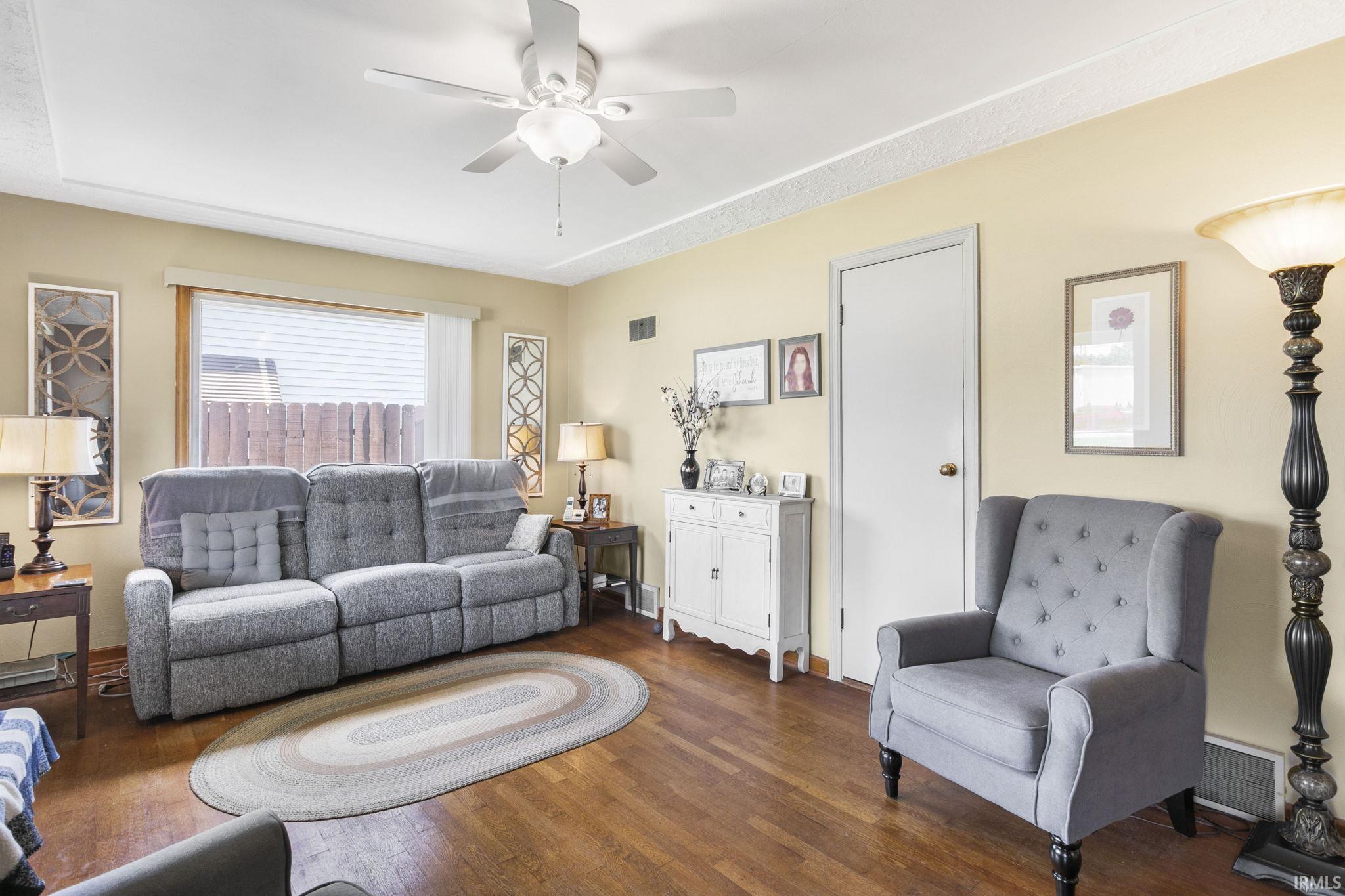 1809 E Mckinley Avenue Mishawaka IN 46545