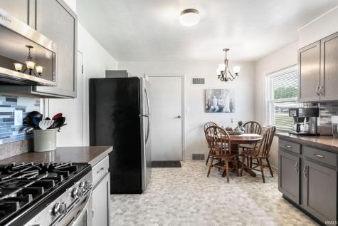 1809 E Mckinley Avenue Mishawaka IN 46545