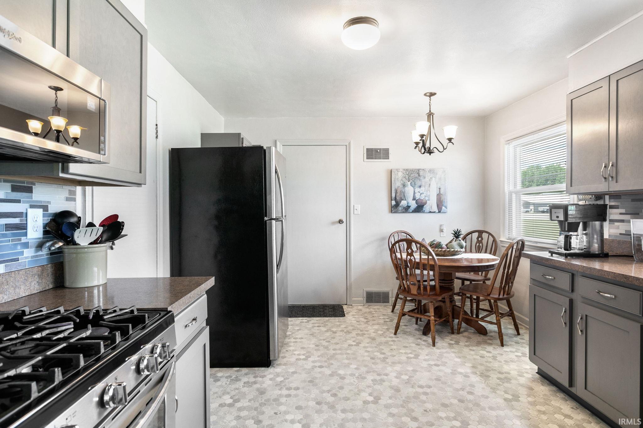 1809 E Mckinley Avenue Mishawaka IN 46545