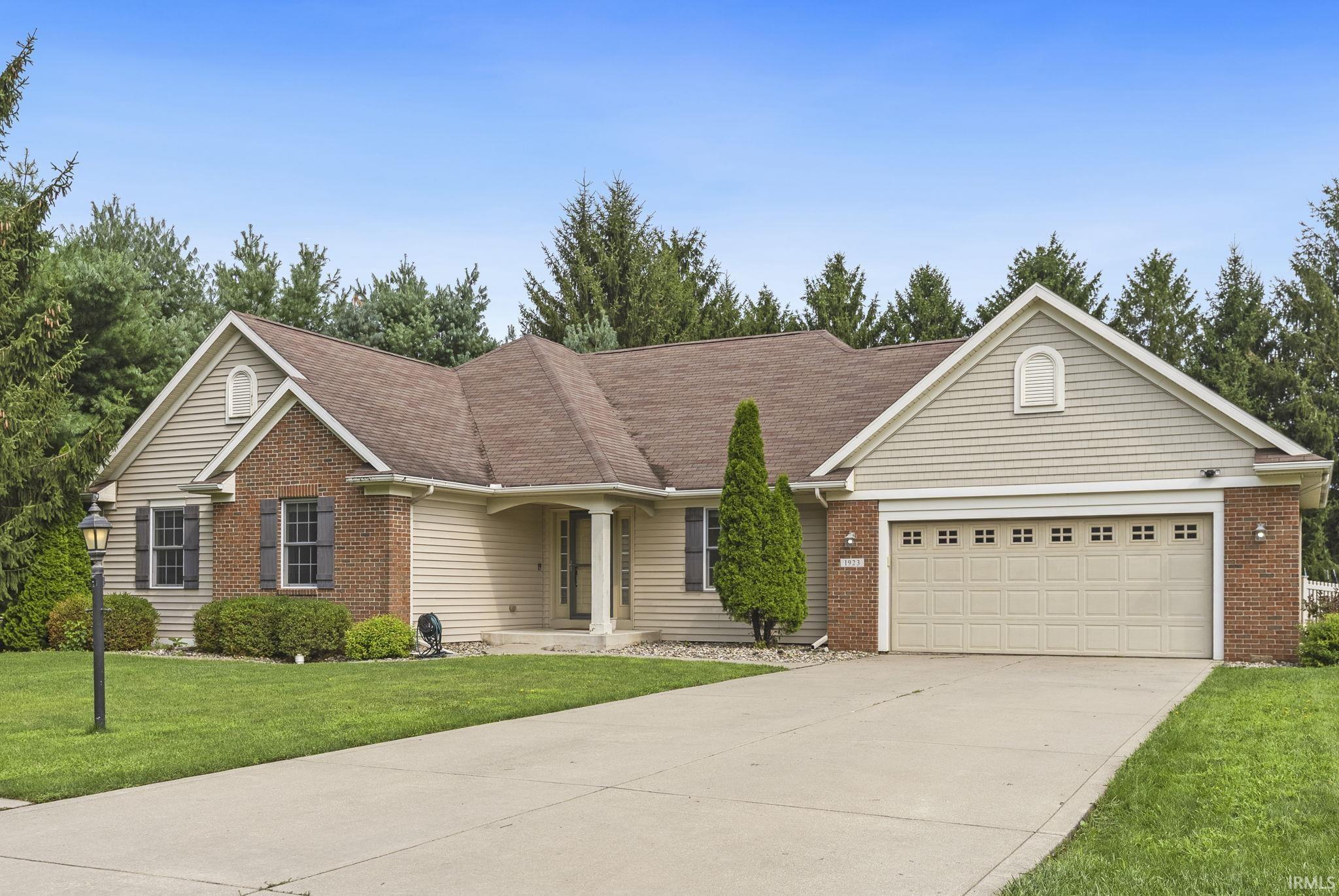 1923 Greenwood Drive Goshen IN 46526
