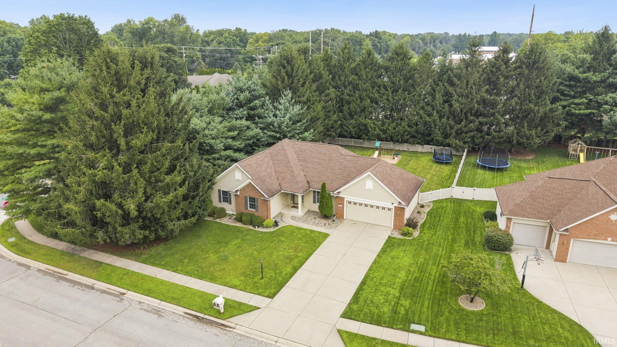 1923 Greenwood Drive Goshen IN 46526