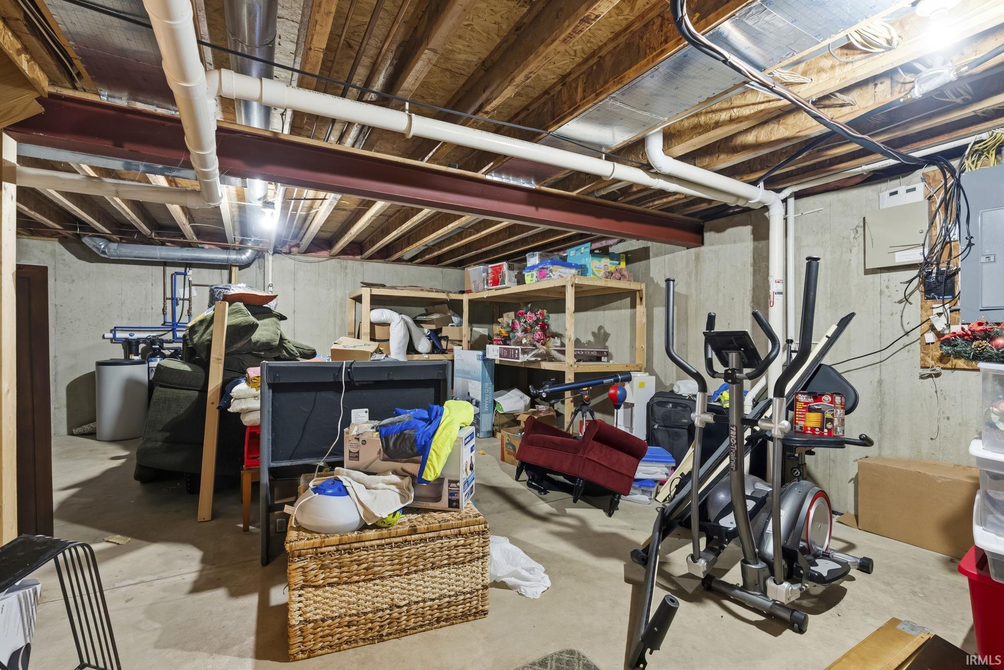 1923 Greenwood Drive Goshen IN 46526