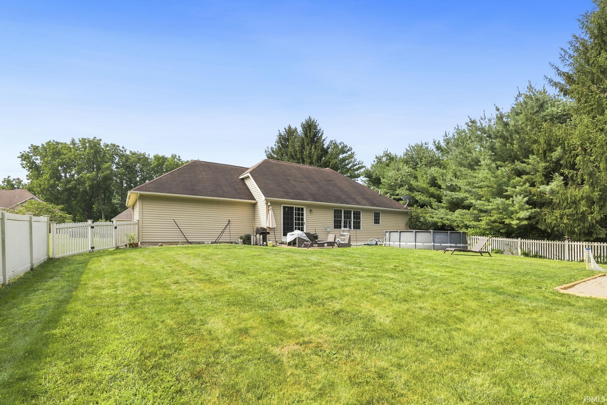 1923 Greenwood Drive Goshen IN 46526