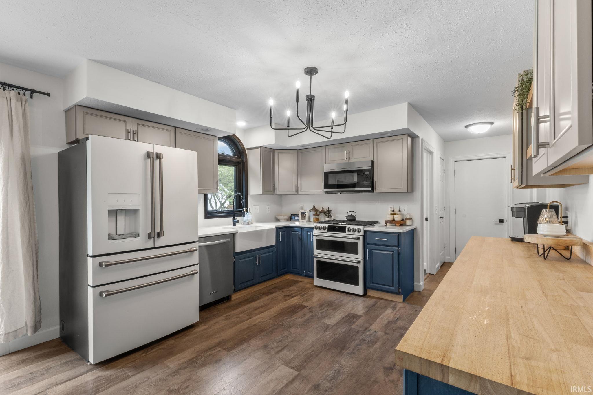 518 Redbud Lane Middlebury IN 46540