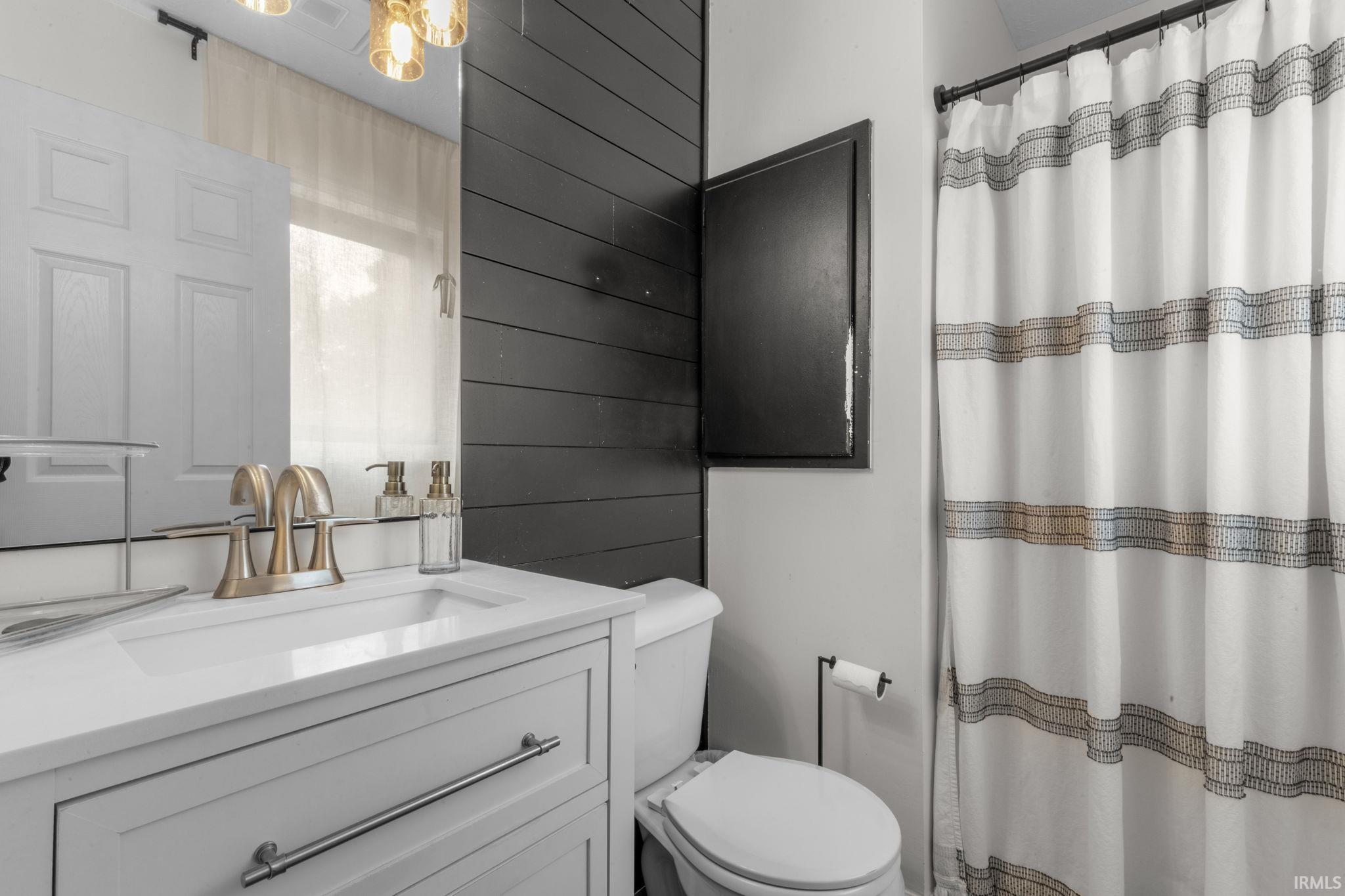 518 Redbud Lane Middlebury IN 46540