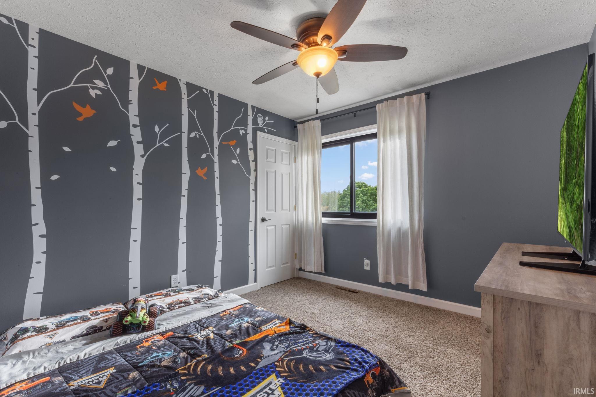 518 Redbud Lane Middlebury IN 46540