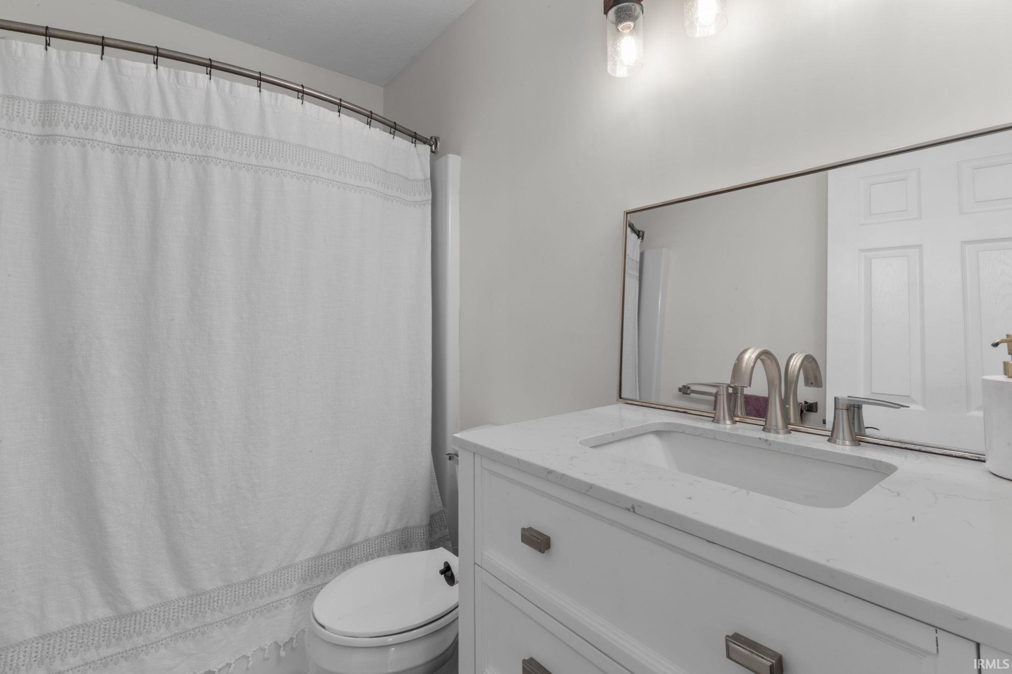 518 Redbud Lane Middlebury IN 46540