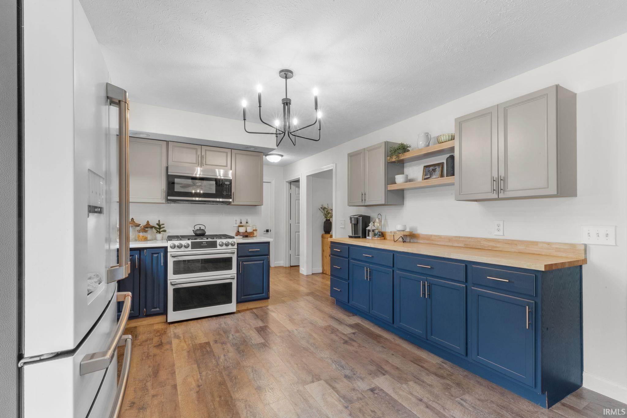 518 Redbud Lane Middlebury IN 46540