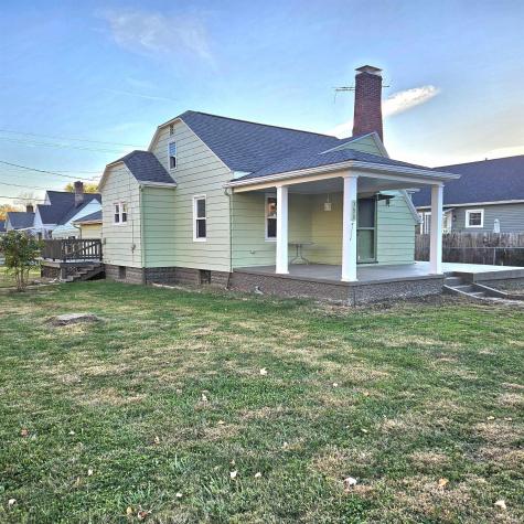 390 Lovers Lane Spencer IN 47460