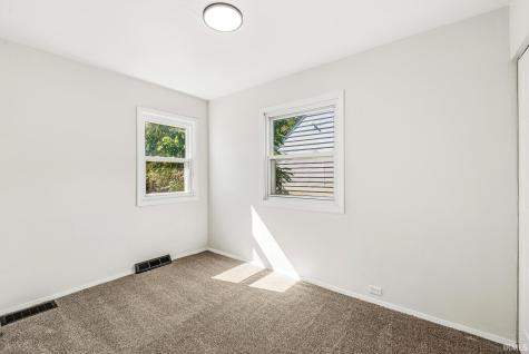 4424 Meadow Lane South Bend IN 46619