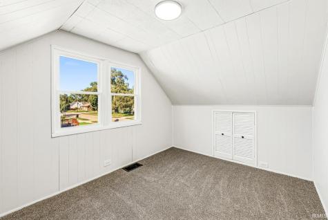 4424 Meadow Lane South Bend IN 46619