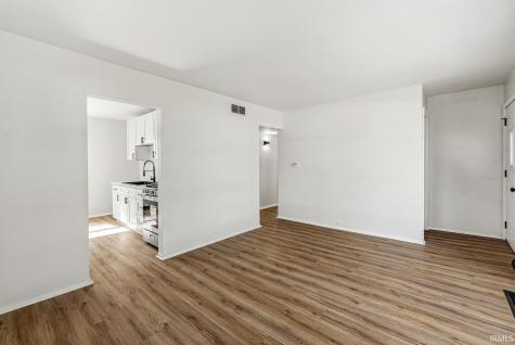 4424 Meadow Lane South Bend IN 46619