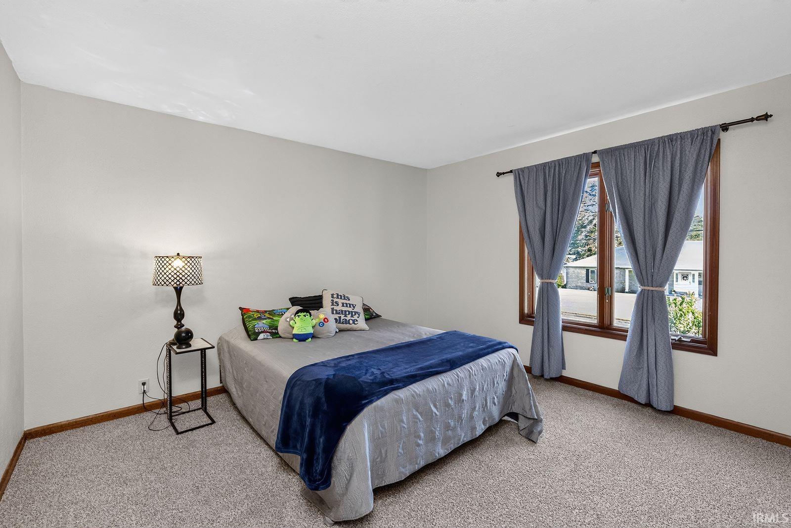 55828 Nursery Avenue Mishawaka IN 46545