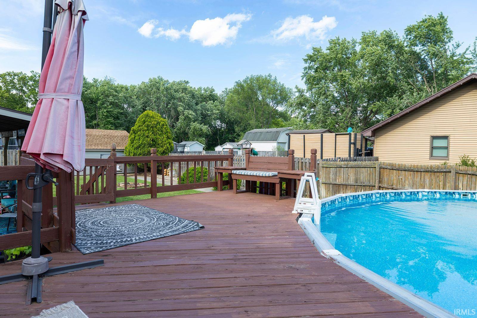 55828 Nursery Avenue Mishawaka IN 46545