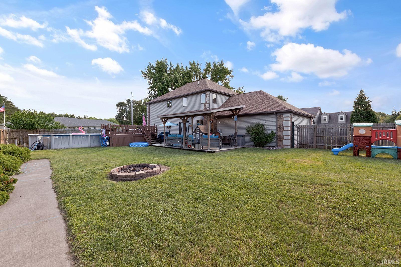 55828 Nursery Avenue Mishawaka IN 46545