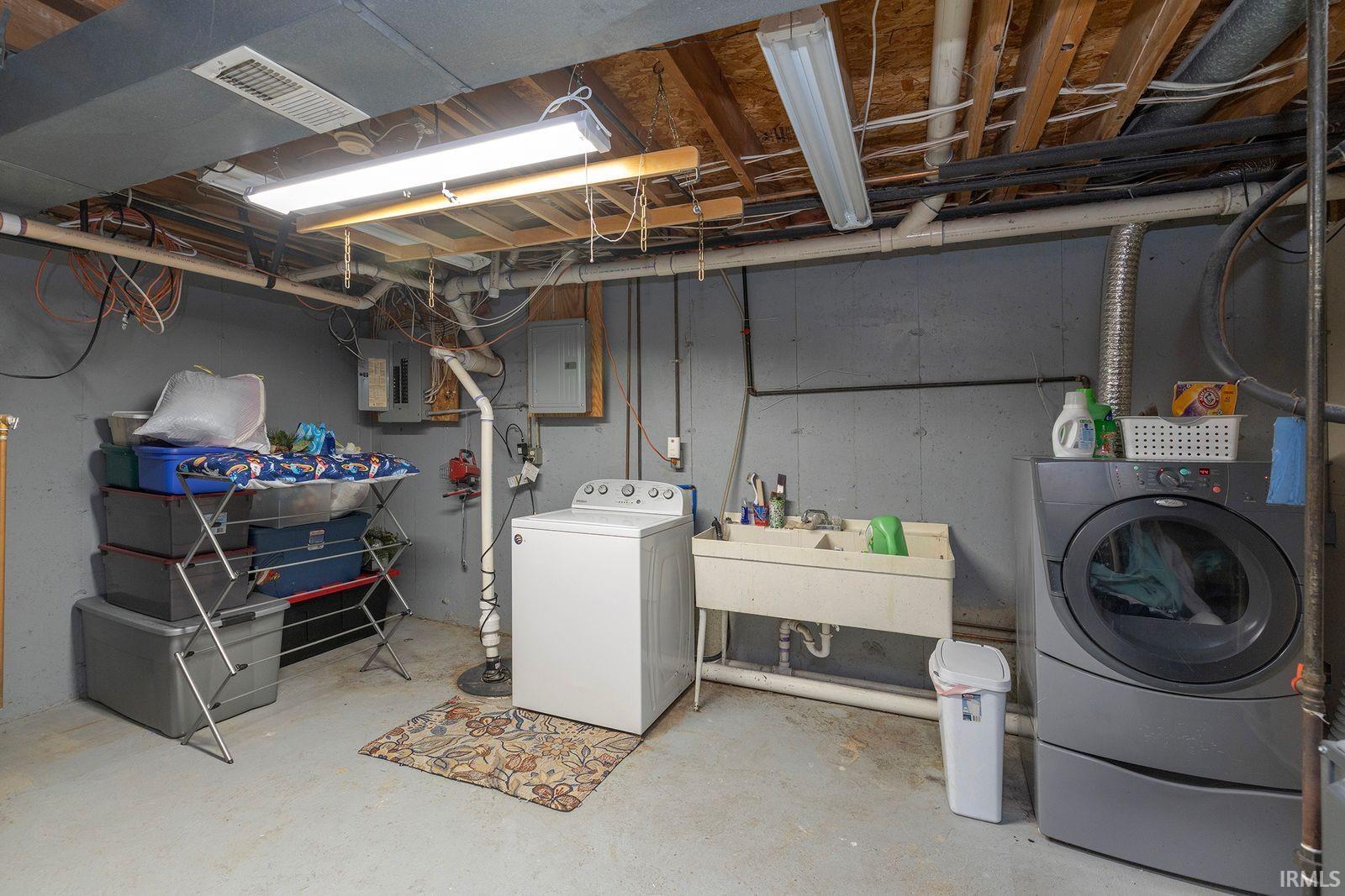 55828 Nursery Avenue Mishawaka IN 46545