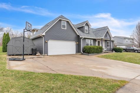 1406 Fairview Run Kendallville IN 46755