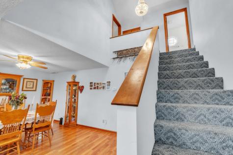 1406 Fairview Run Kendallville IN 46755