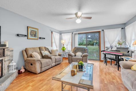 1406 Fairview Run Kendallville IN 46755