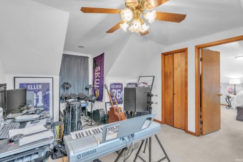 1406 Fairview Run Kendallville IN 46755
