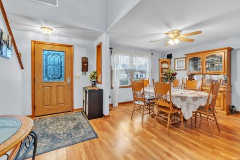 1406 Fairview Run Kendallville IN 46755