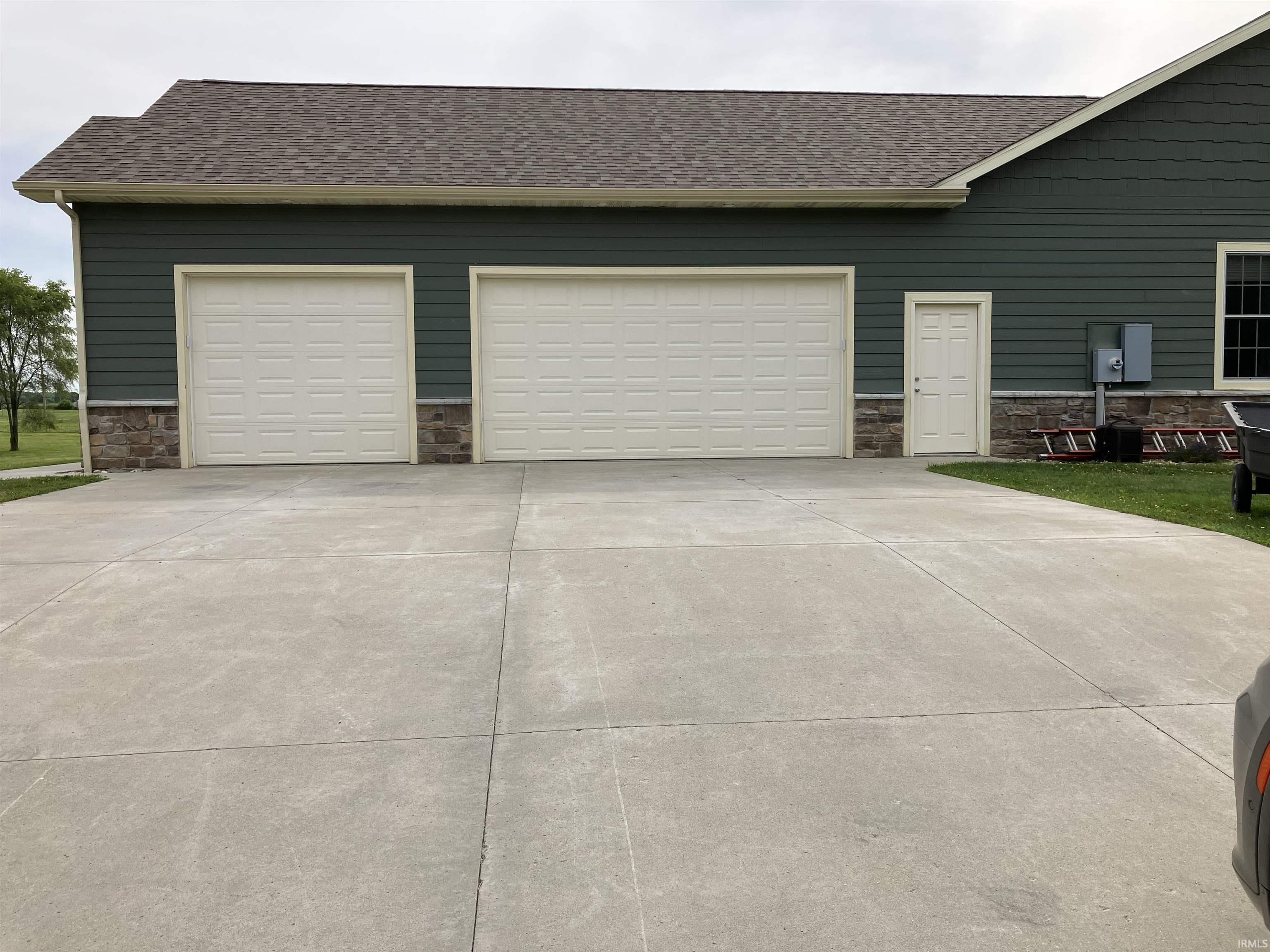13541 3rd Road Plymouth IN 46563