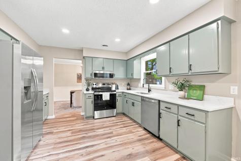 11122 Shalimar Drive Fort Wayne IN 46845