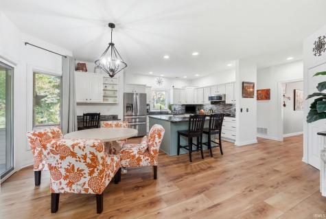 6306 Beaver Creek Court Fort Wayne IN 46814