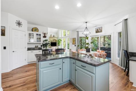 6306 Beaver Creek Court Fort Wayne IN 46814