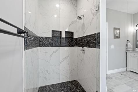 6306 Beaver Creek Court Fort Wayne IN 46814