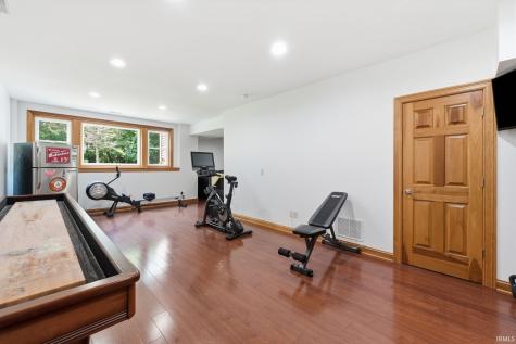 6306 Beaver Creek Court Fort Wayne IN 46814