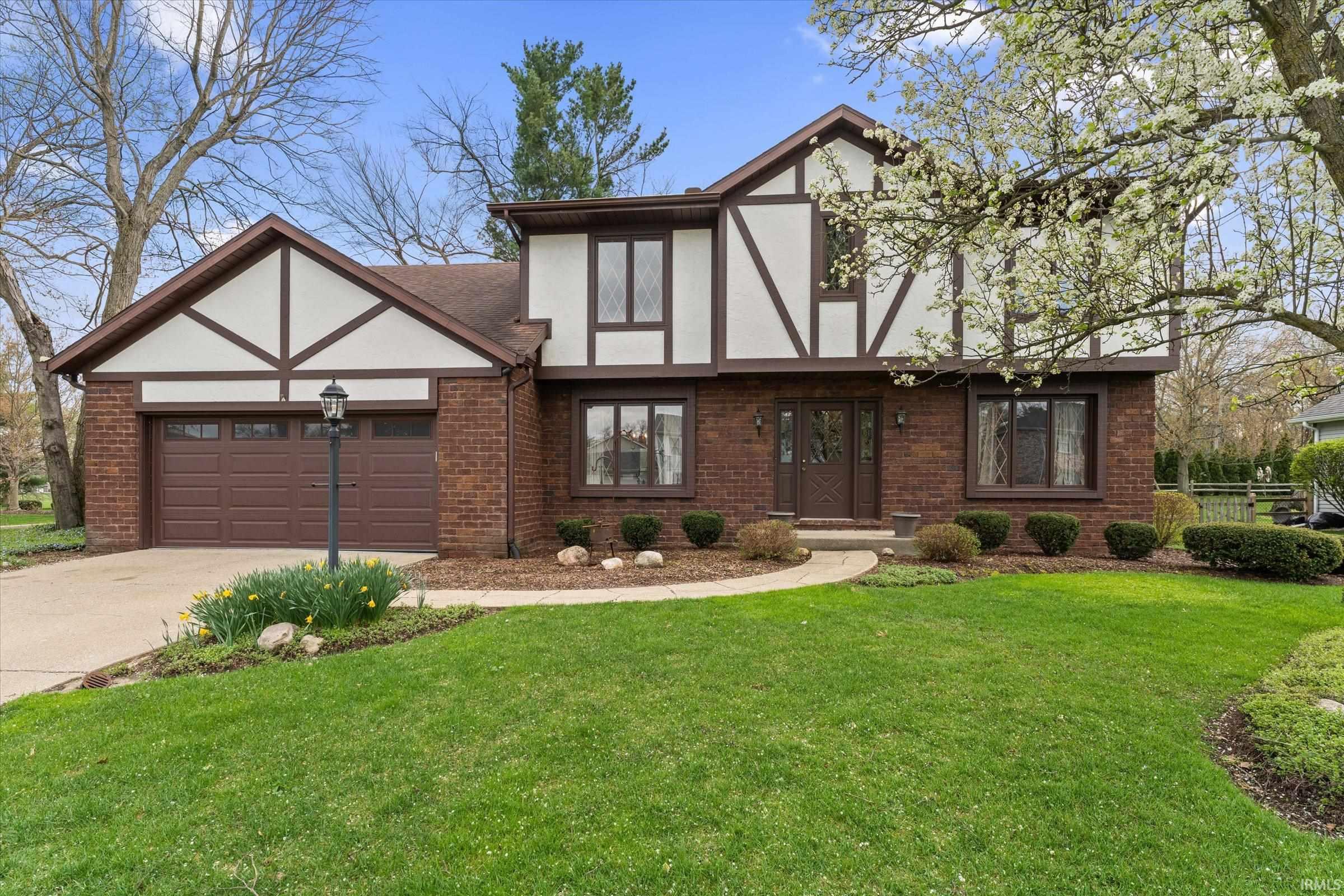 15810 Walnut Pointe Granger IN 46530