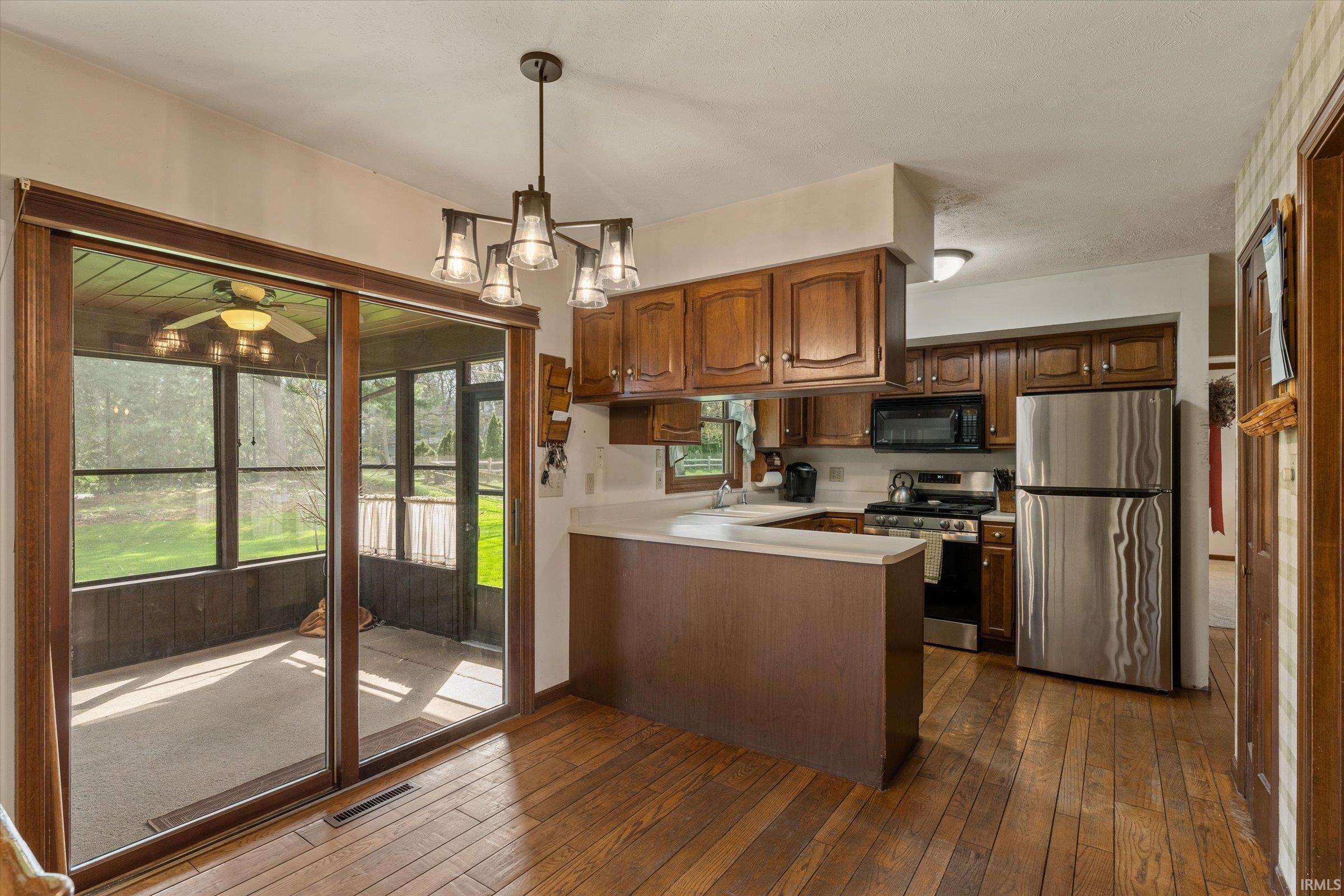 15810 Walnut Pointe Granger IN 46530